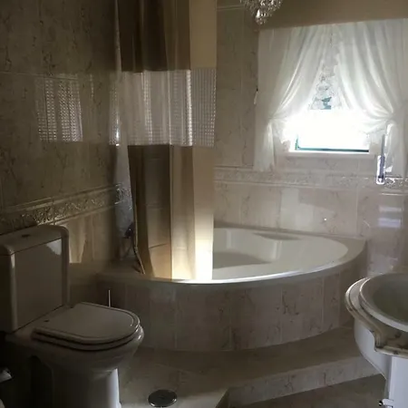 Homestay Petinga House Nazare
